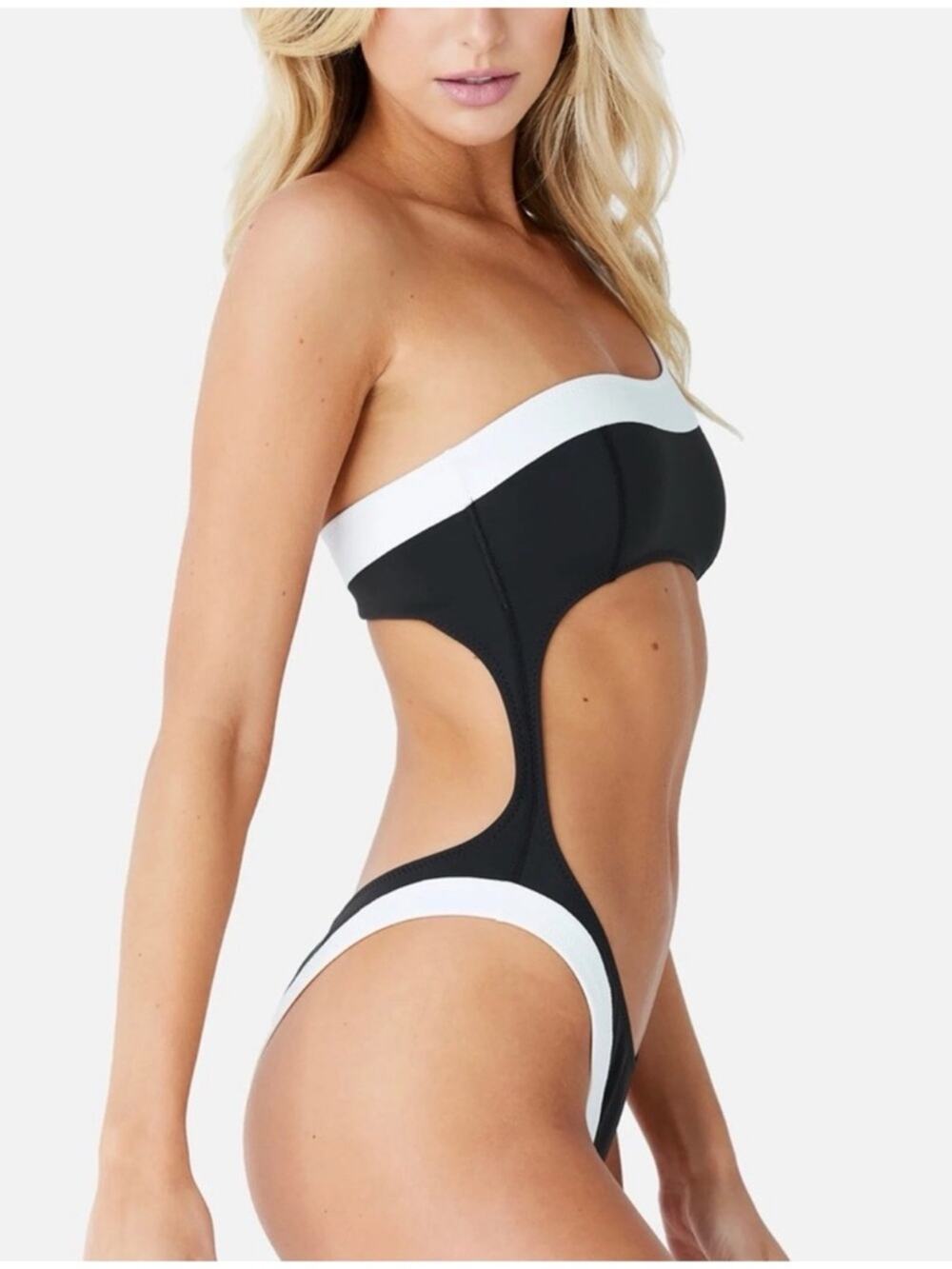 GIGI C Paris One-Piece in Black & White cutout asymmetrical one sleeve Medium